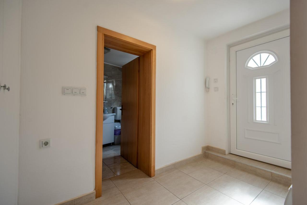 Apartman MirA Apartment Sarajevo Bagian luar foto