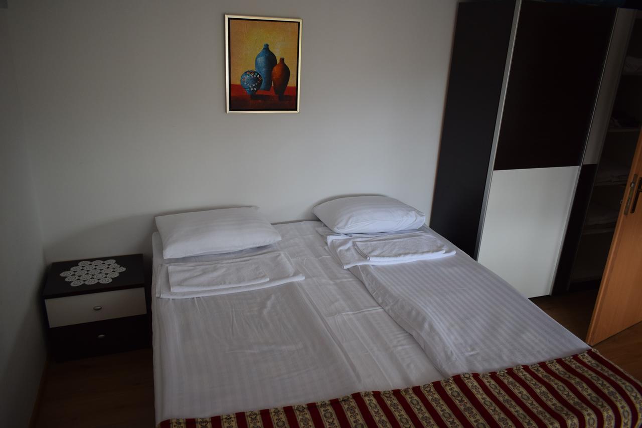 Apartman MirA Apartment Sarajevo Bagian luar foto