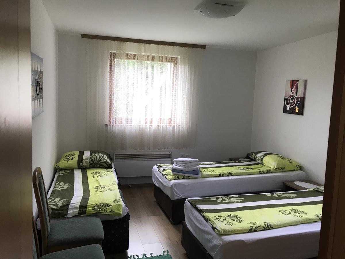 Apartman MirA Apartment Sarajevo Bagian luar foto